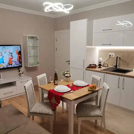 Family Boutique Residence-Free Parking Veliko Tŭrnovo Exterior photo