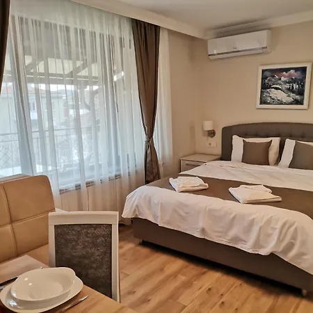 Family Boutique Residence-Free Parking Veliko Tŭrnovo Exterior photo