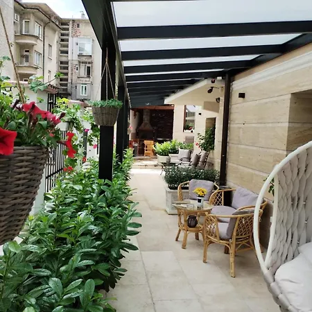 Family Boutique Residence-Free Parking Veliko Tŭrnovo Exterior photo